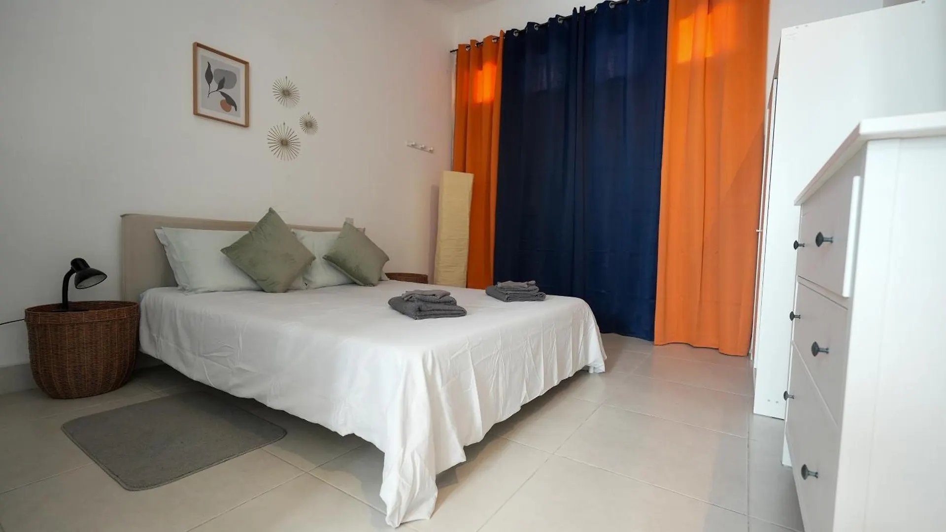 Apartment 2 Bedroom Townhouse In Gzira Minutes Away From Promenade